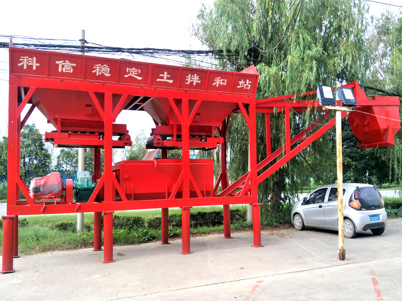 發(fā)貨現場：2倉穩(wěn)定土一體發(fā)往四川資陽